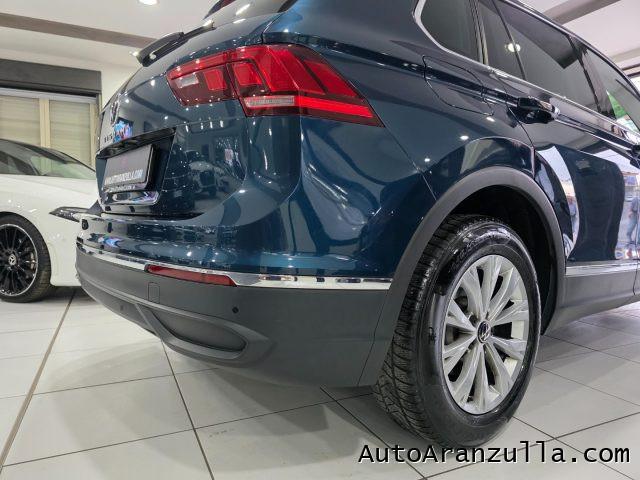 VOLKSWAGEN Tiguan 2.0 TDI 150CV SCR DSG Life Navi - Fari Led