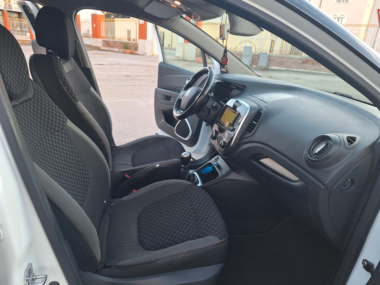Renault Captur 1.5 dci 110 CV NAVI,FULL LED,CAMERA 2018