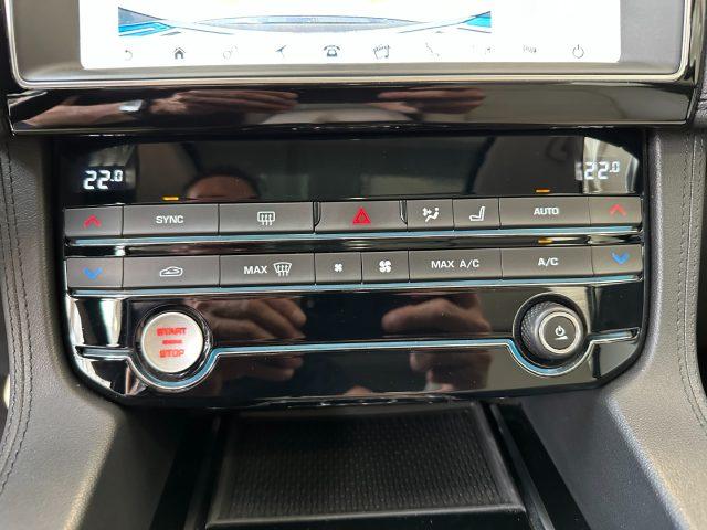JAGUAR F-Pace 2.0 250 CV AWD aut. Prestige - Tetto - Carplay