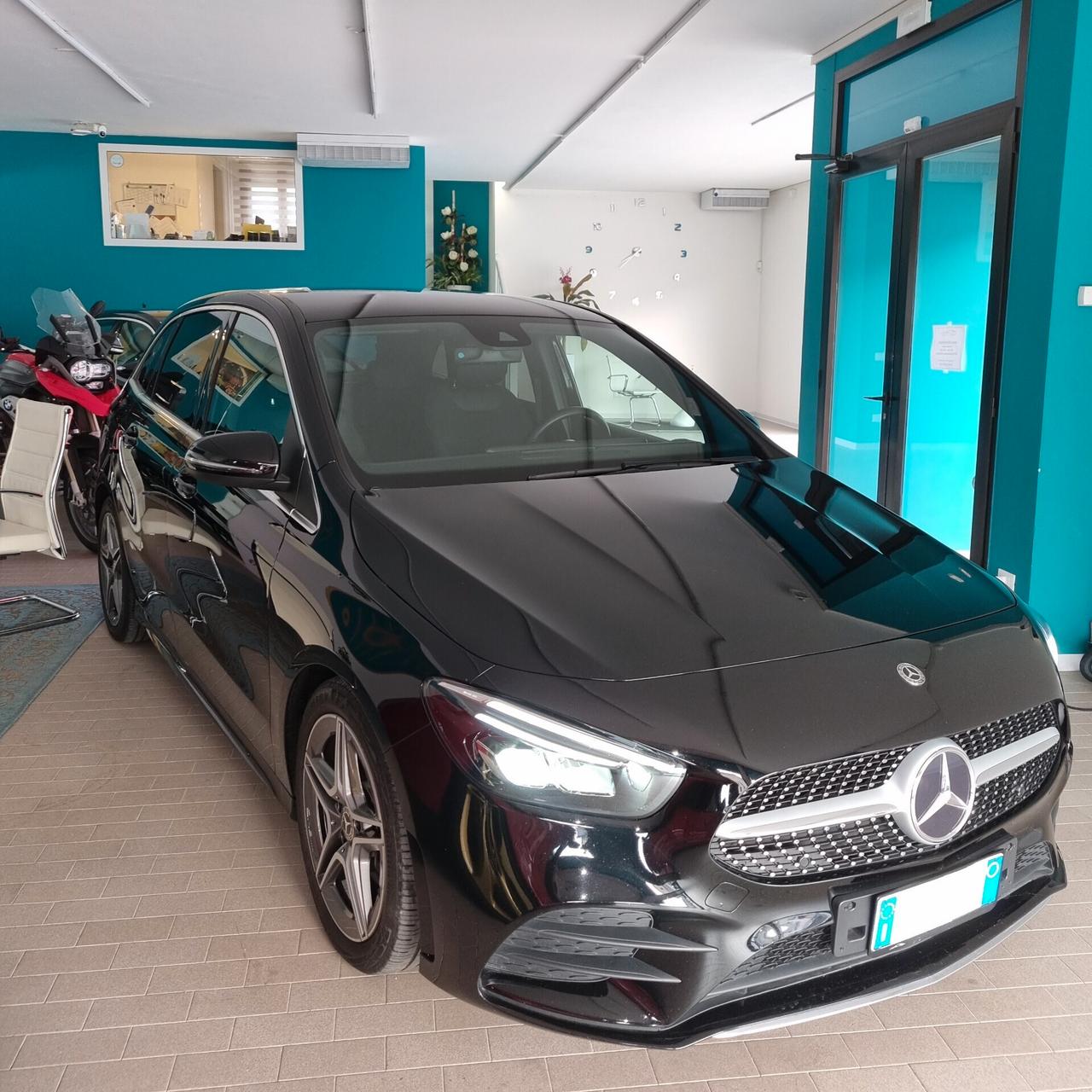 Mercedes-benz B 200 d Automatic Premium AMG line