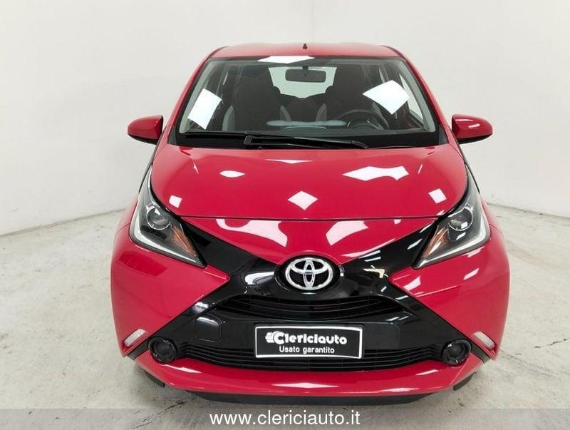 Toyota Aygo 1.0 VVT-i 69 CV 5 porte x-play MMT