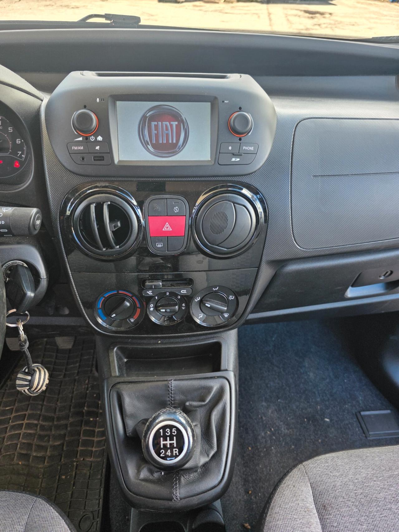 Fiat Qubo 1.3 MJT 80 CV con 286.000km Neopatentati ok