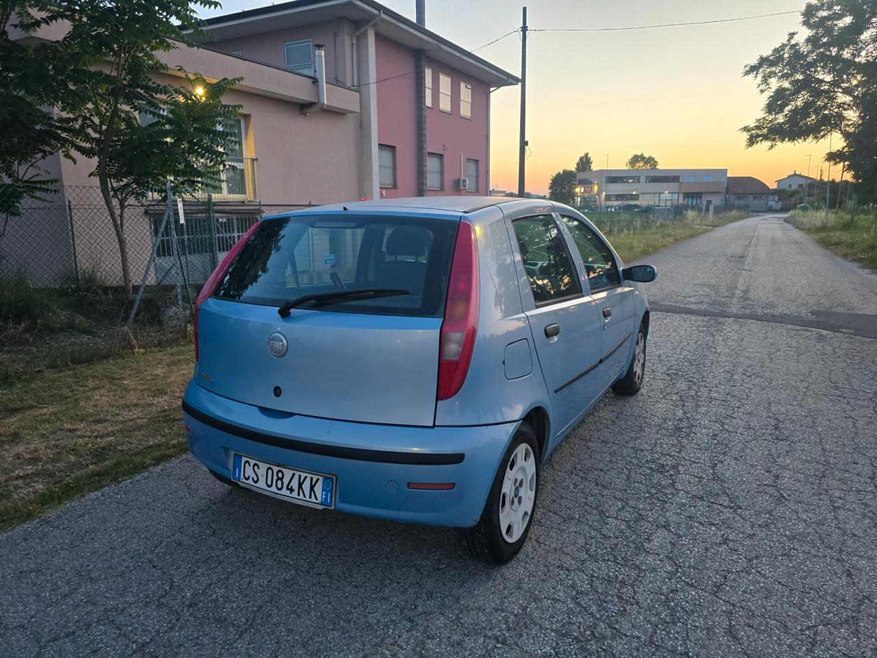 Fiat Punto 1.2 Benzina con GARANZIA- NEOPATENTATI