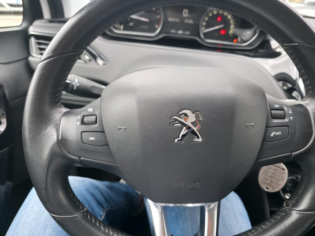 Peugeot 208 BlueHDi 100 S&S 5 porte Active