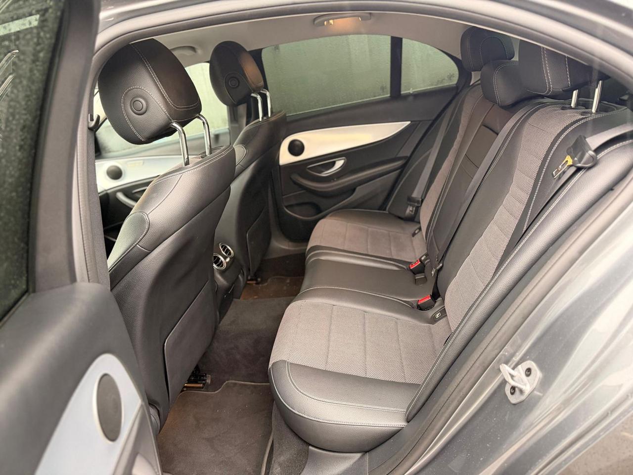 Mercedes-Benz E 220 Business Sport E 220 D #9348