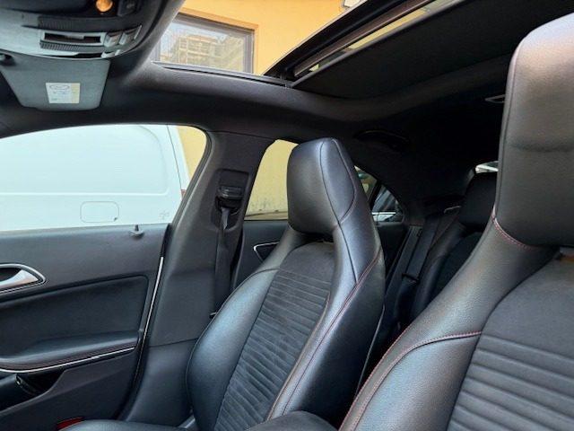 MERCEDES-BENZ CLA 200 CDI Automatic Premium TETTO PANORAMICO