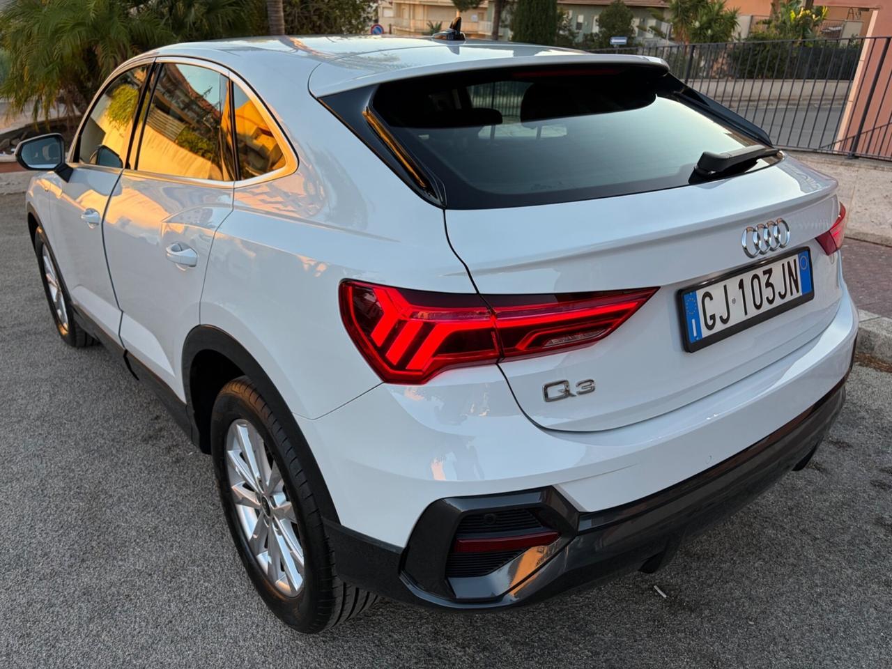 Audi Q3 SPB 35 TDI S tronic line edition unico proprietario!!!