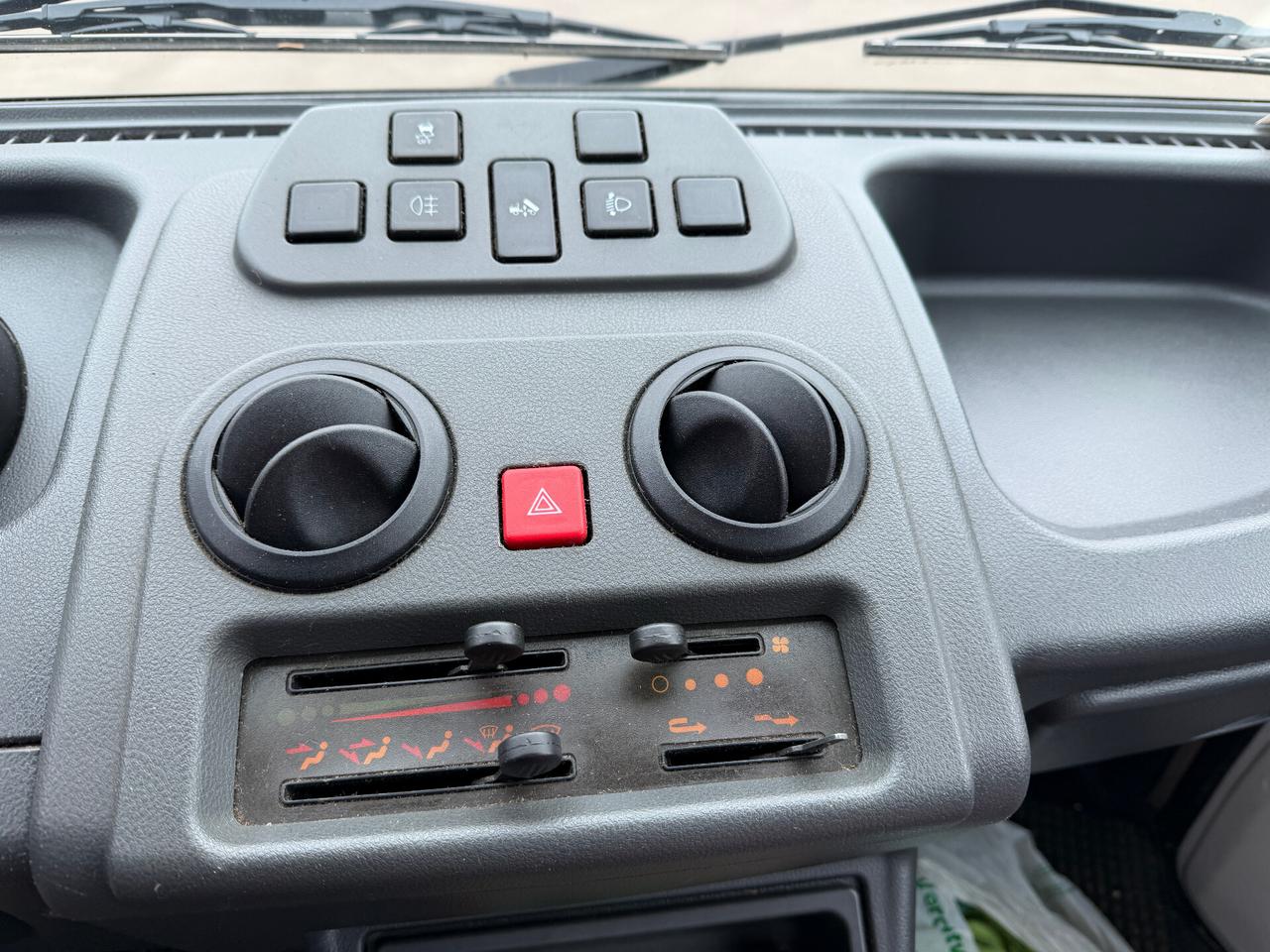 Piaggio Porter 1.3 Cassonato Rib. lega Std (1,7t)