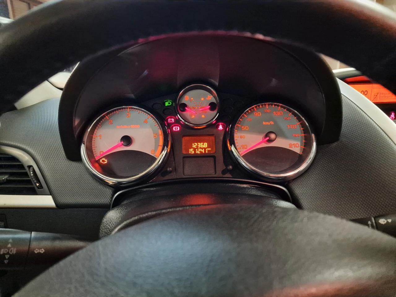 Peugeot 207 1.4 HDi 70CV 5p, 151 mila chilometri ok neopatentati