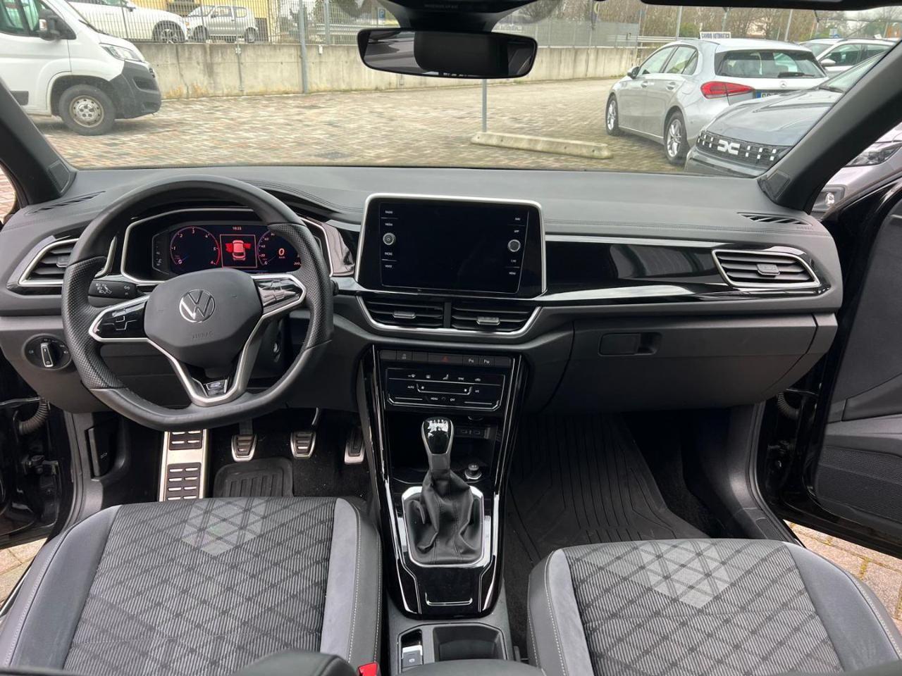 Volkswagen T-Roc 2.0 tdi R-Line 115cv