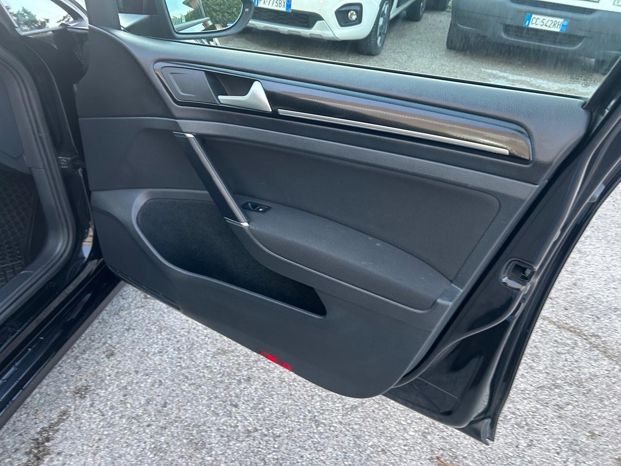 Volkswagen Golf 2.0 TDI 5p. Highline BlueMotion Technology