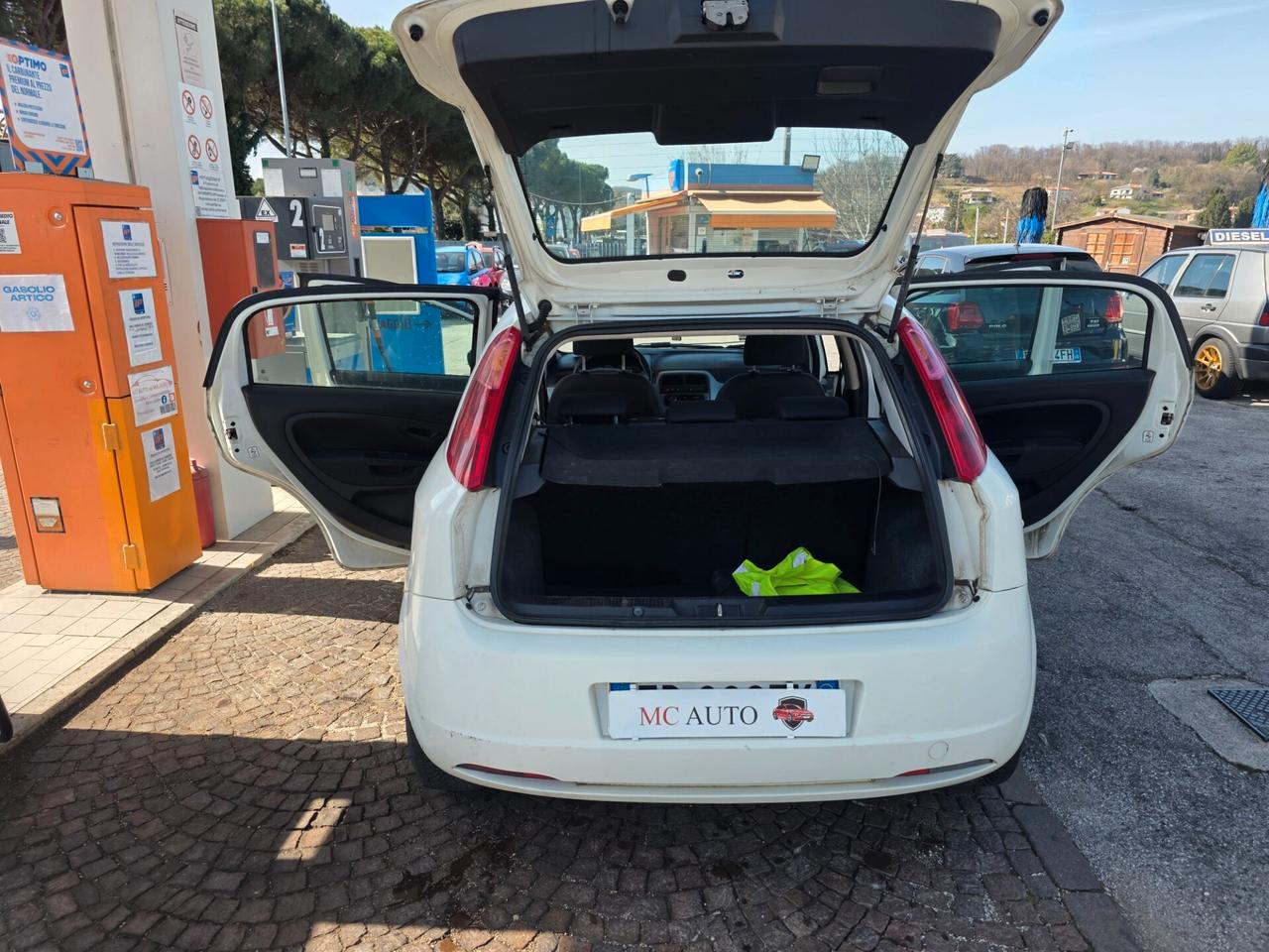 Fiat Grande Punto 1.3 MJT 75 CV 5 porte Actual con 222.000km