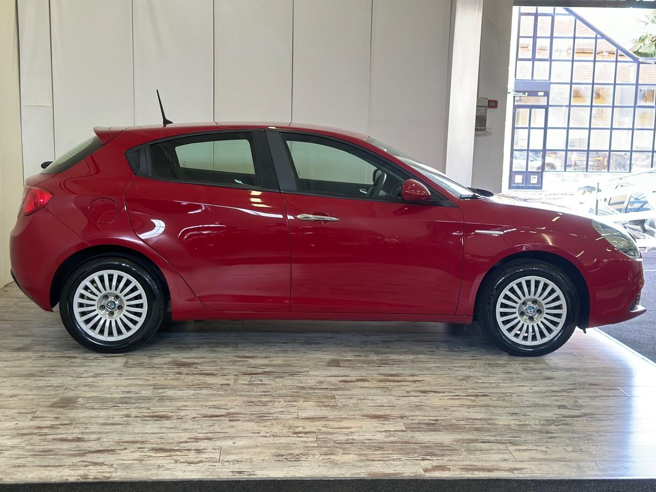 Alfa Romeo Giulietta 1.4 Benzina GPL Ok Neopatentati
