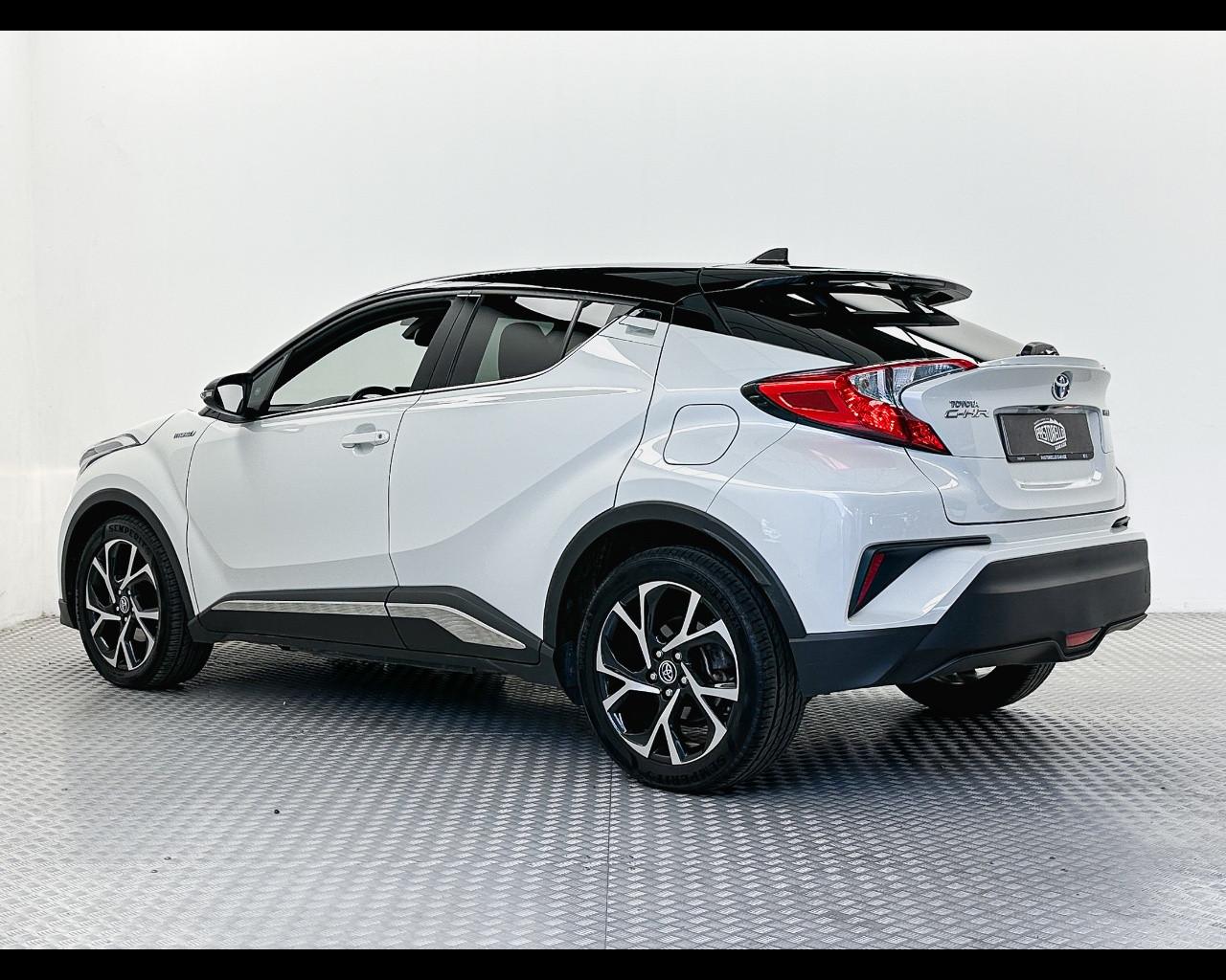 TOYOTA C-HR (2016-2023) - C-HR 1.8 Hybrid E-CVT Trend