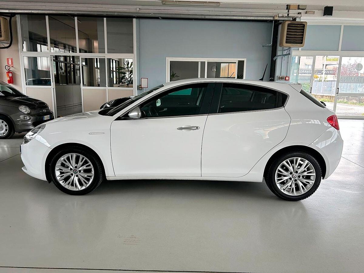 Alfa Romeo Giulietta 1.6 JTDm TCT 120 CV Super
