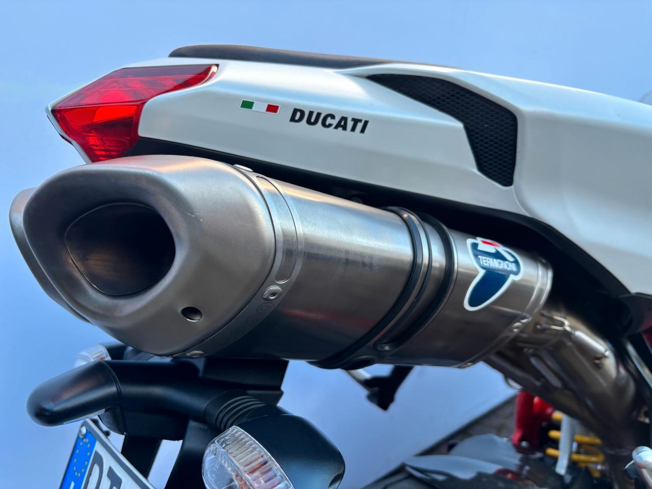 Ducati 848 EVO
