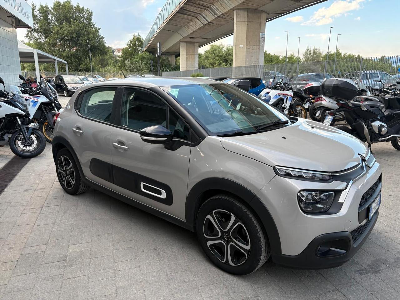 Citroen C3 PureTech 83 S&S Shine