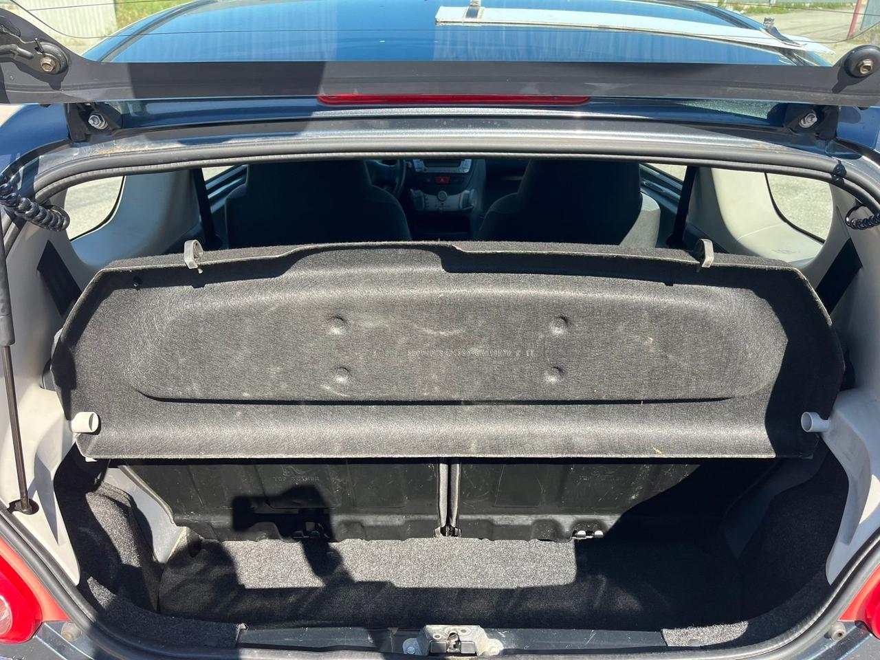 Toyota Aygo 1.0 12V VVT-i 3 porte 142000 KM