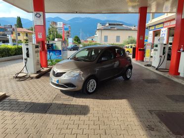 Lancia Ypsilon 1.2 GPL EURO 6 ANNO 2017 ECOCHIC GOLD