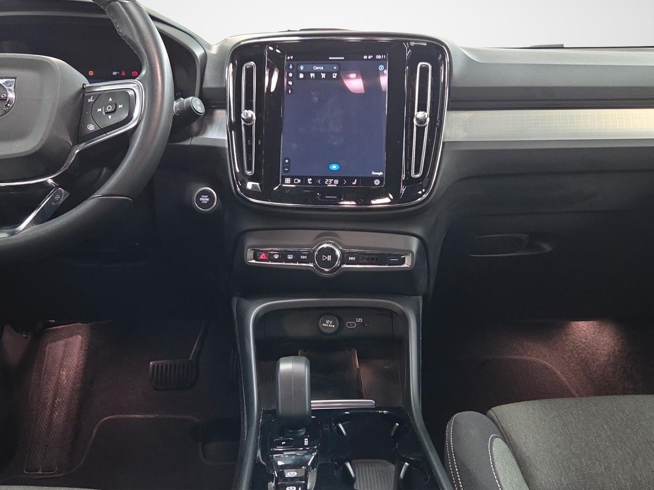 Volvo XC40 B4 AWD automatico Plus Bright