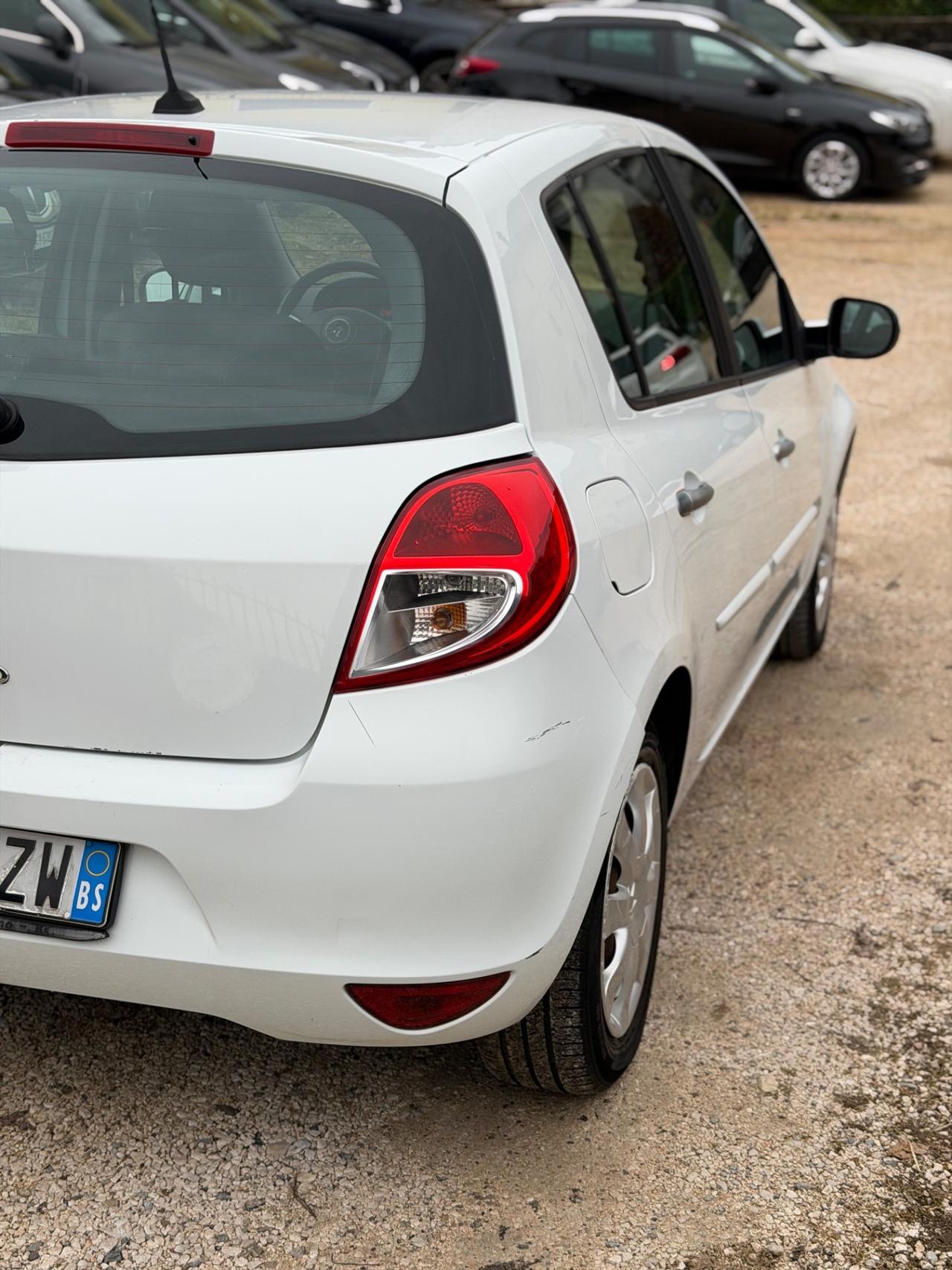 Renault CLIO 1.2 16V 5P GPL 2032 DYNAMIQUE NEOPAT