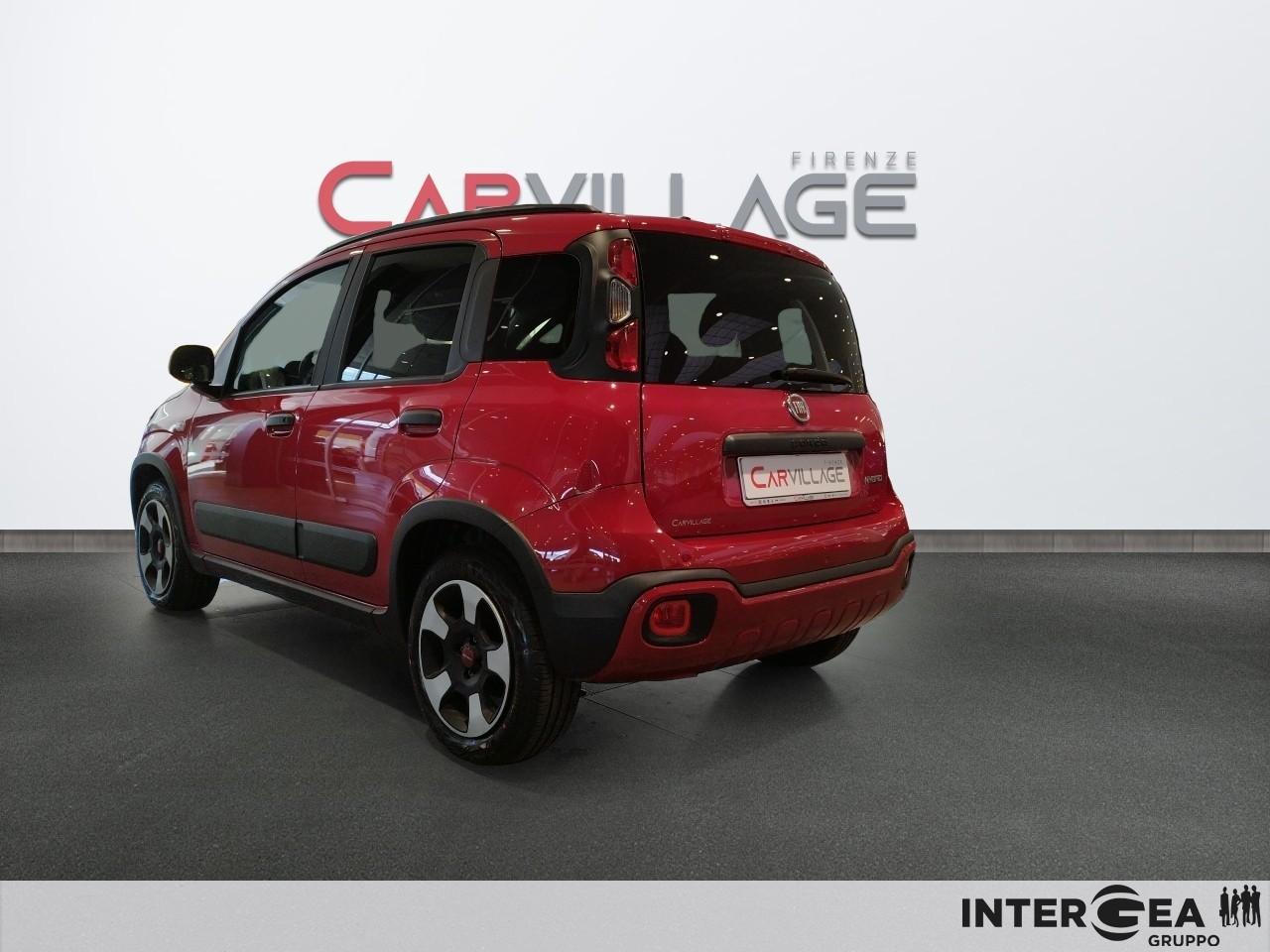 FIAT Panda 1.0 firefly hybrid Cross s&s 70cv 5p.ti