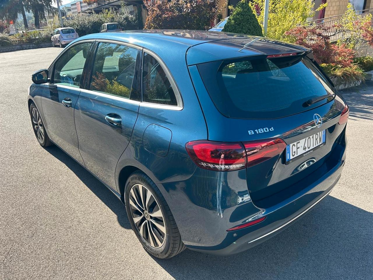 MERCEDES-BENZ B 180 d AUTOMATIC BUSINESS EXTRA