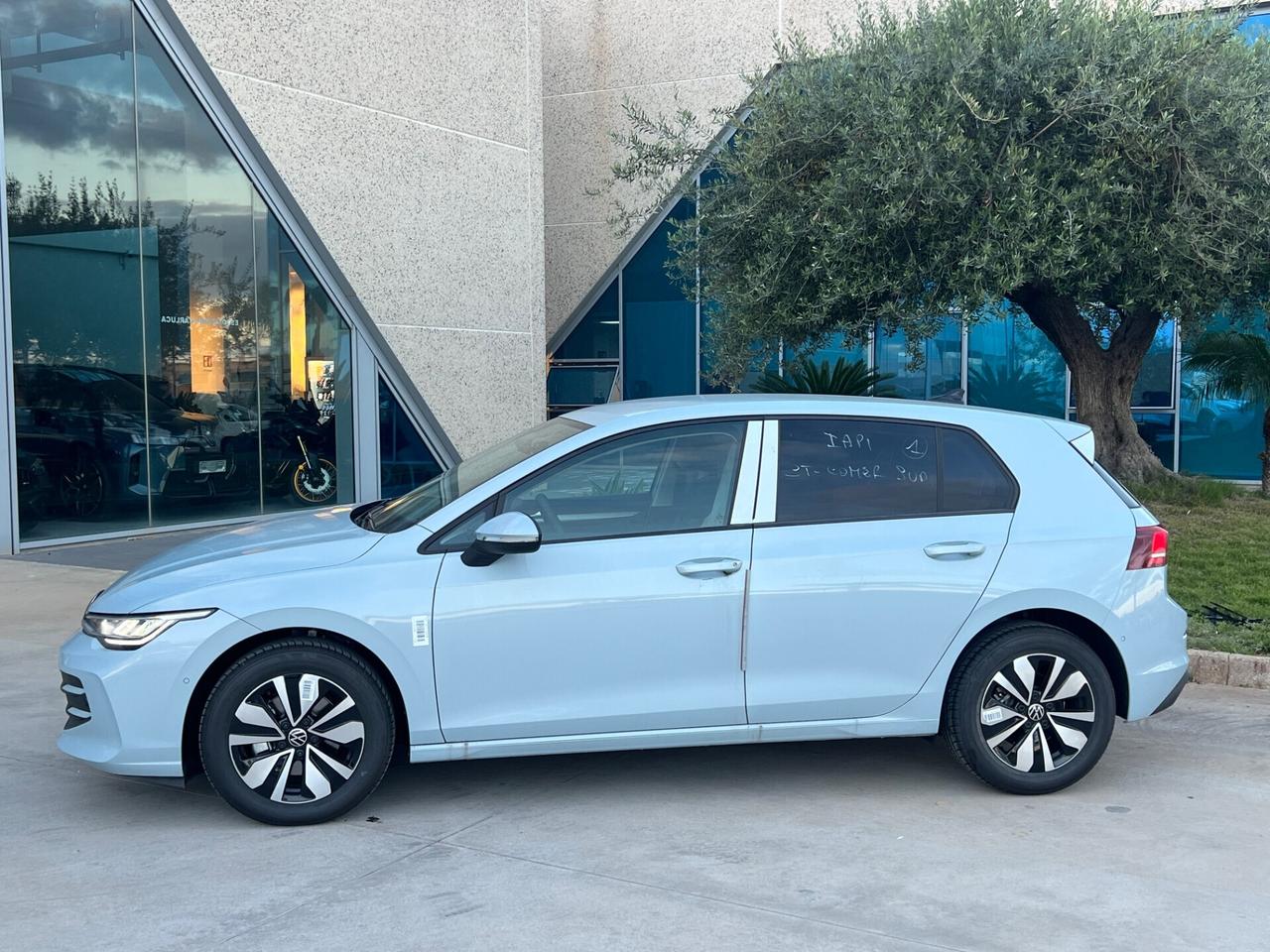 Volkswagen Golf 1.5 tsi 115cv possibilità noleggio no scoring