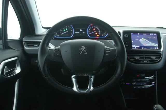 PEUGEOT 2008 BlueHDi 100 Allure Retrocamera