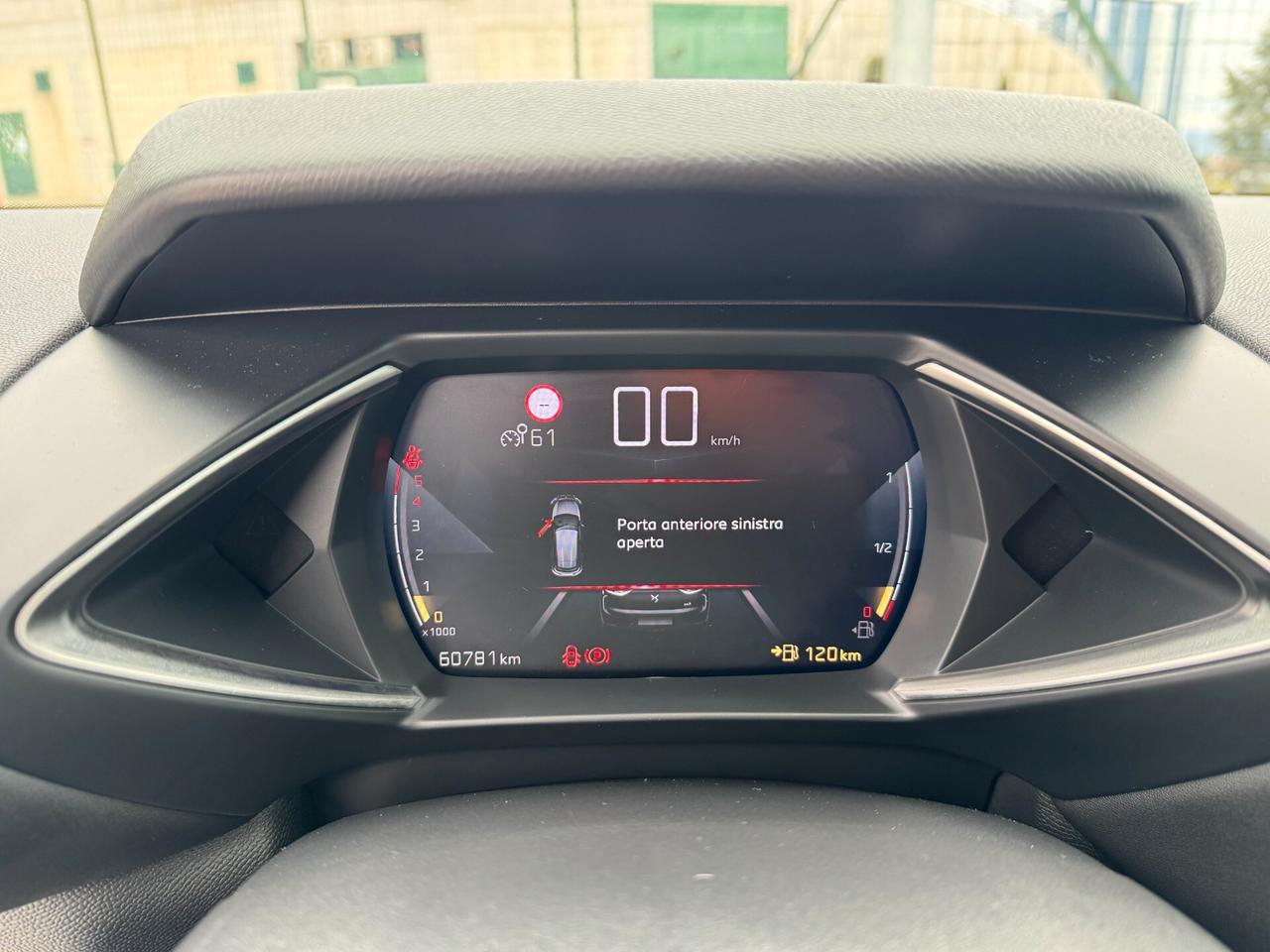 Ds DS3 3 Crossback BlueHDi 110 So Chic