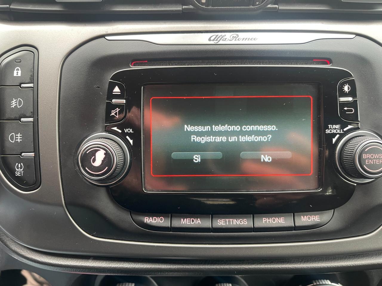 Alfa Romeo Giulietta 1.6 JTDm-2 105 CV Exclusive NEO PATENTATI