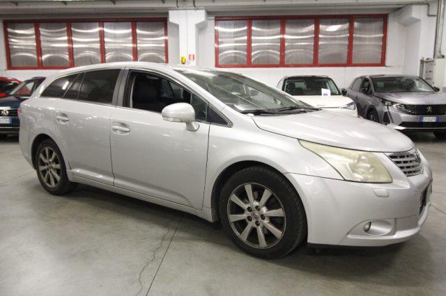 TOYOTA Avensis 2.2 D-4D Wagon Executive 150CV