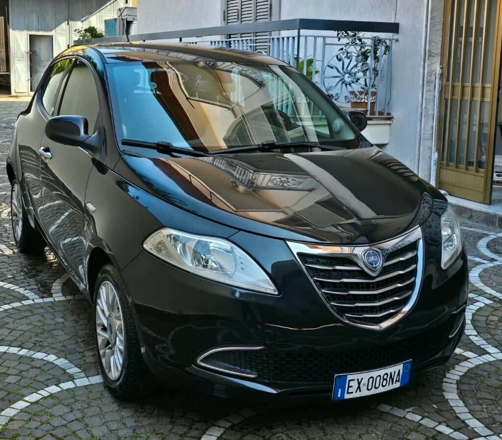 Lancia Ypsilon 1.2 69 CV 5 porte GPL Ecochic Elefantino