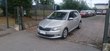 Neopatentati Skoda Fabia 1000 benzina