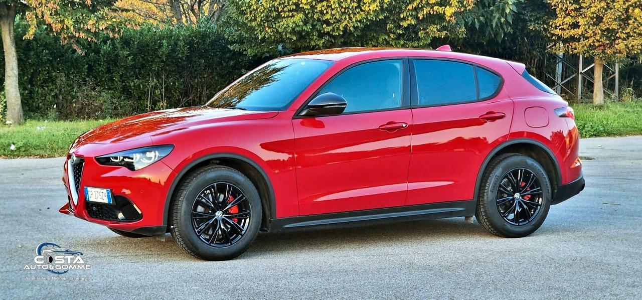 Alfa Romeo Stelvio 2.2 Turbodiesel 160 CV AT8 RWD Super