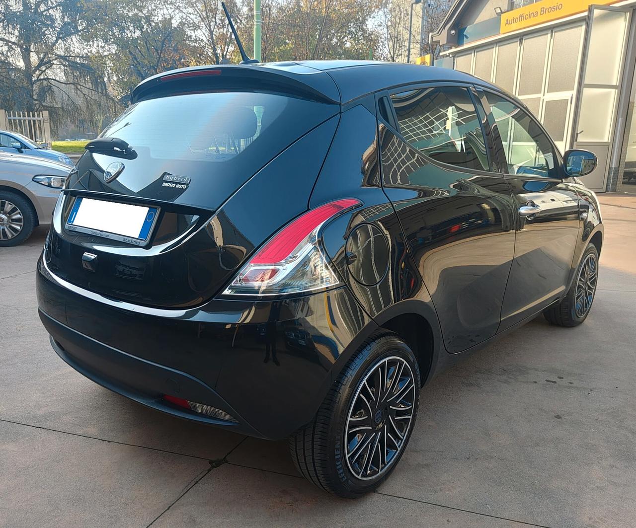 Lancia Ypsilon 1.0 Hybryd MY23 Gold *PREZZO PROMO*