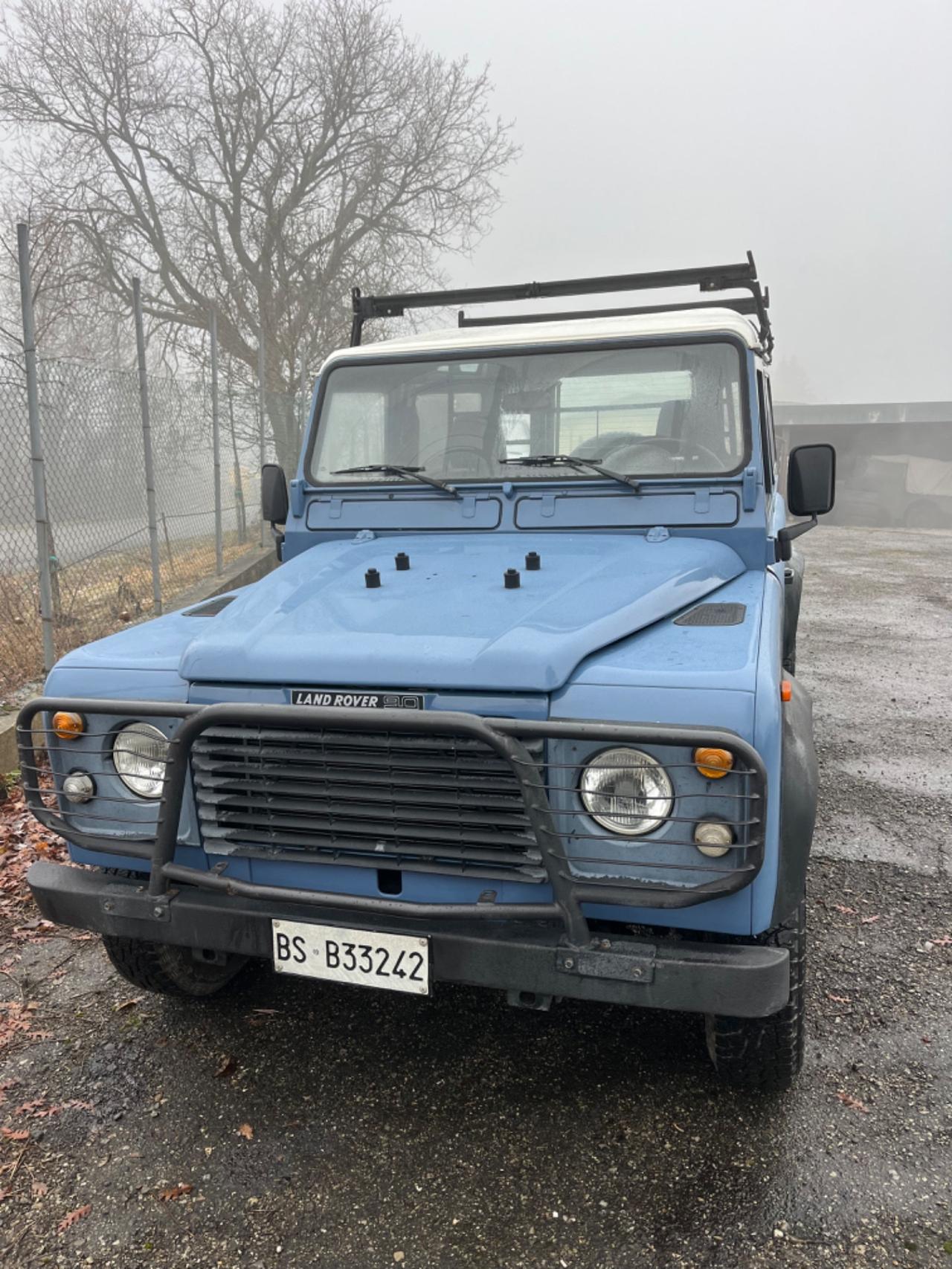 Land Rover Defender 90 turbodiesel Station Wagon County