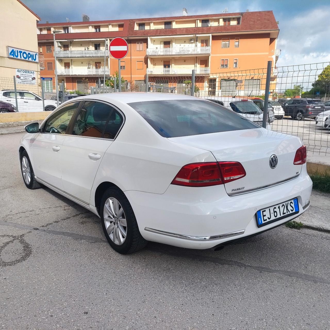 Volkswagen Passat 1.6 TDI Comfortline BlueM. Tech.