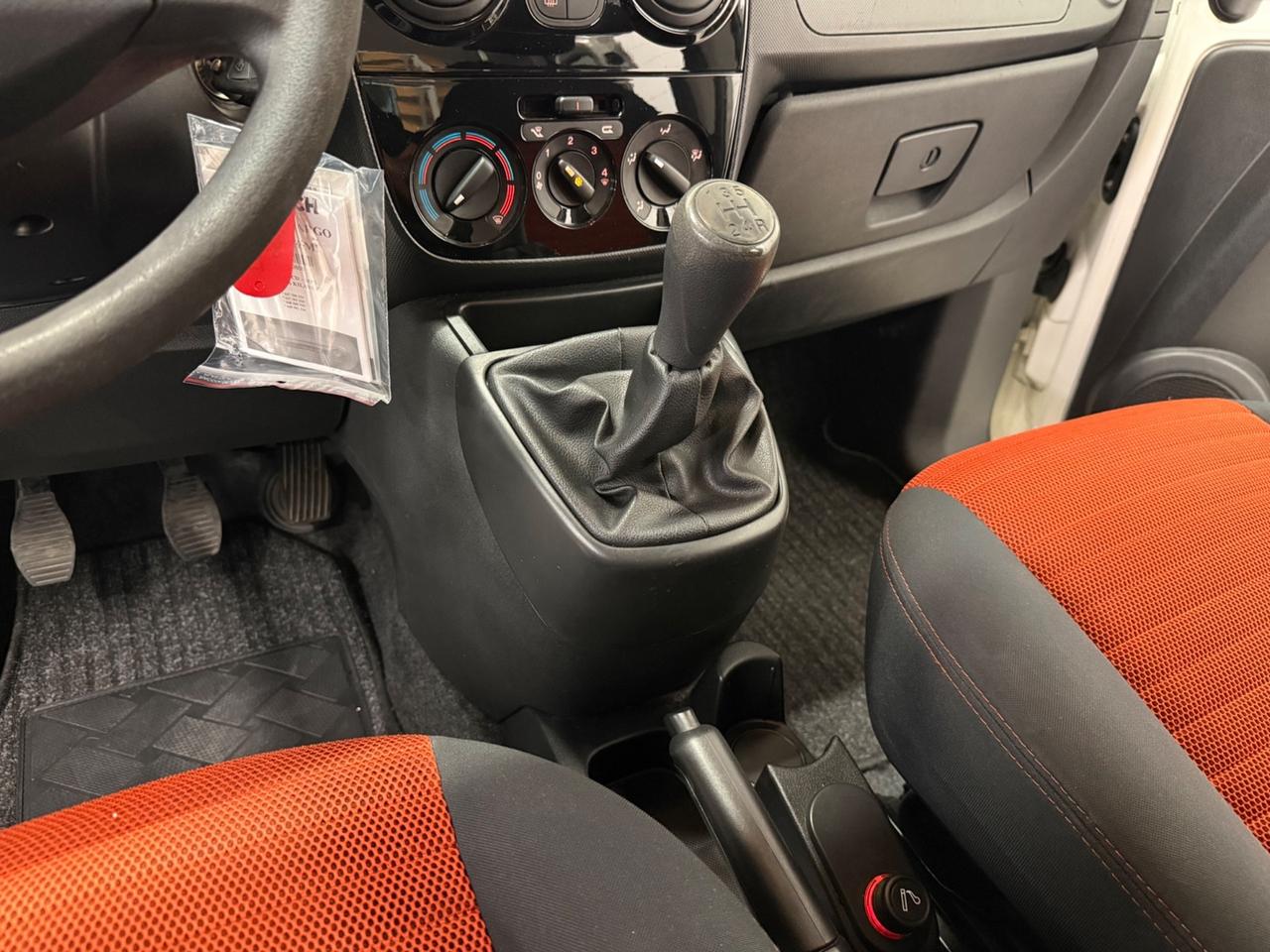 Fiat Qubo 1.3 MJT 75 CV Trekking