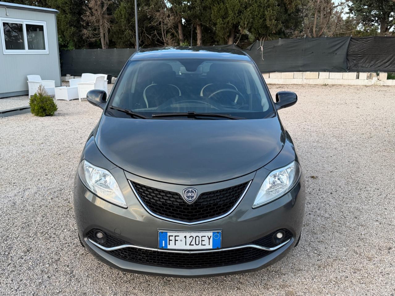 Lancia Ypsilon 1.2 69 CV 5 porte GPL Ecochic Gold
