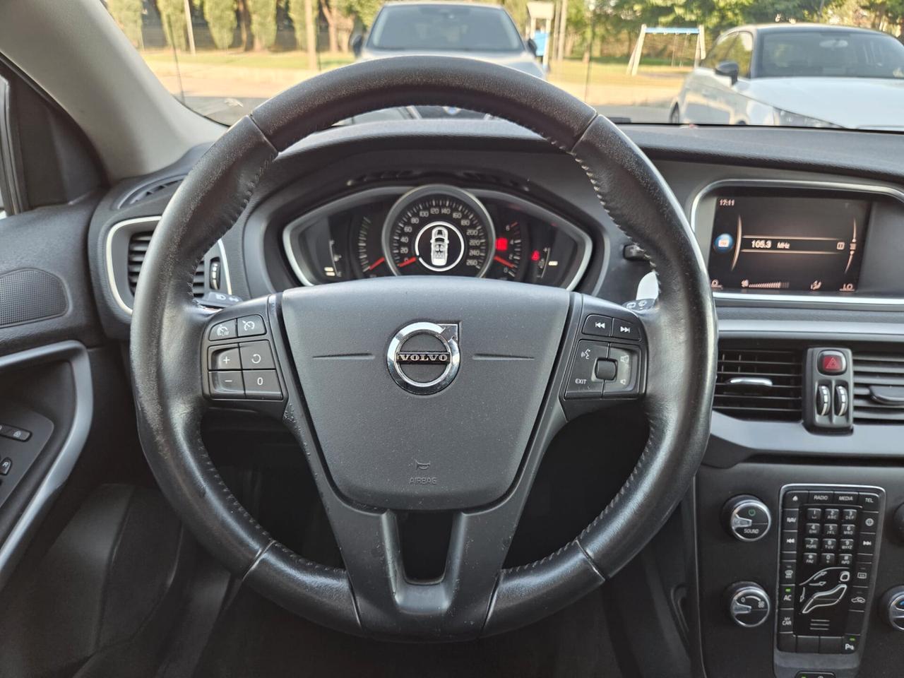 Volvo V40 D2 Business