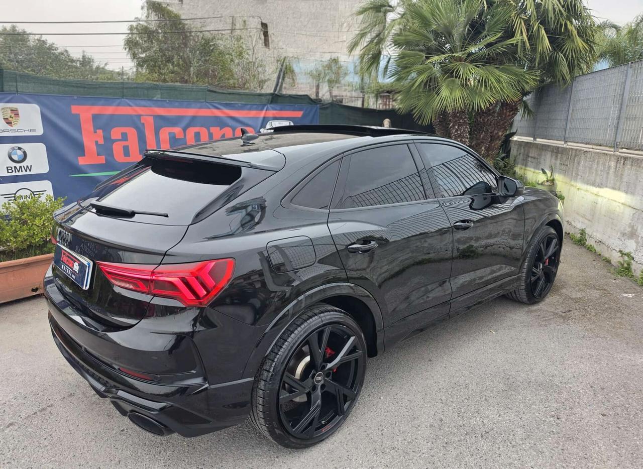 Audi RSQ3 SPORTBACK TOTAL BLACK FULL