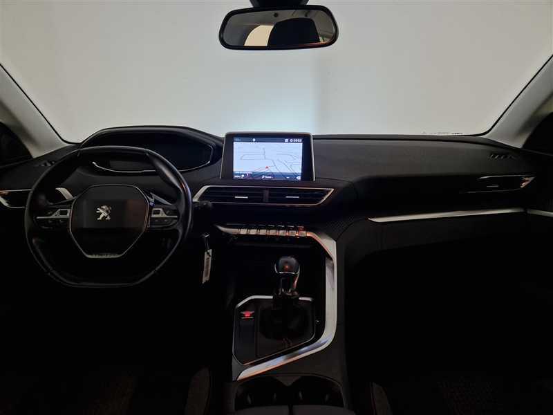 PEUGEOT 3008 BlueHDI 130 S/S Business