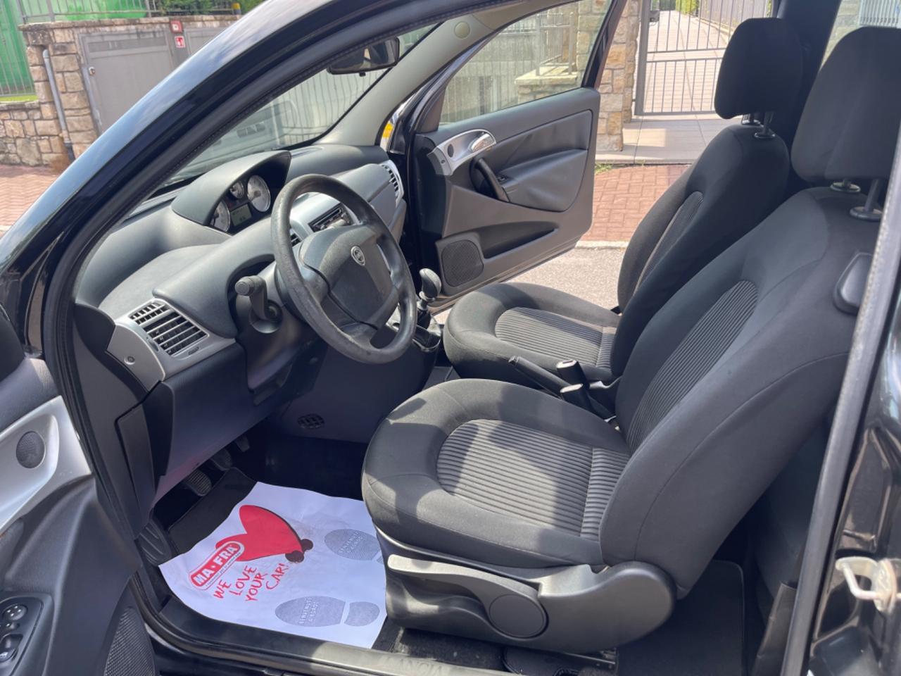 Lancia Ypsilon 1.2 Argento