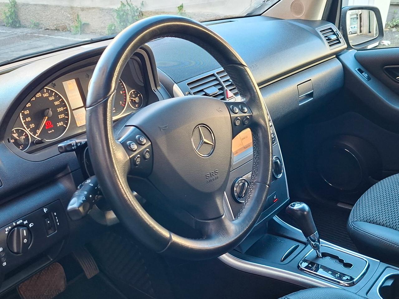 Mercedes-benz A 160 Classe Avantgarde auto, adatta Neop. Unicop.