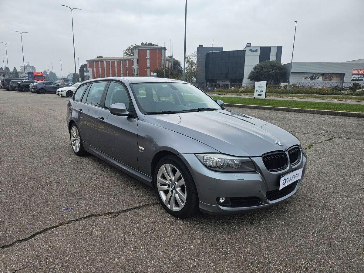 BMW Serie 3 Touring 320d xdrive Attiva 184cv
