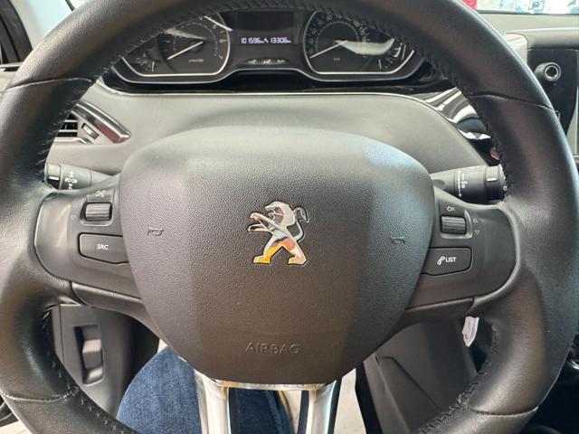 PEUGEOT 208 1° serie PureTech 82 5 porte Allure