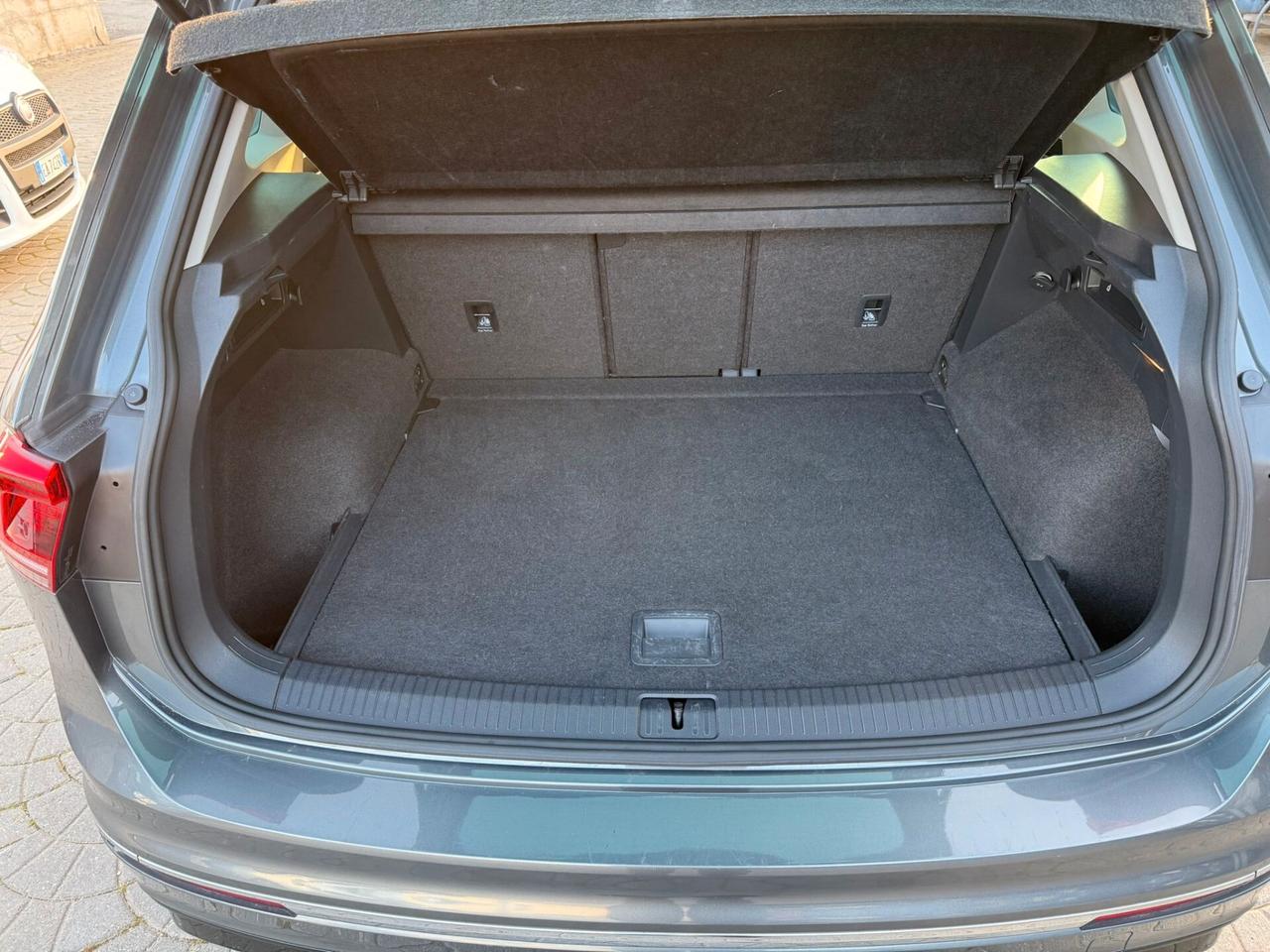 Volkswagen Tiguan 2.0 TDI SCR DSG R-LINE VIRTUAL