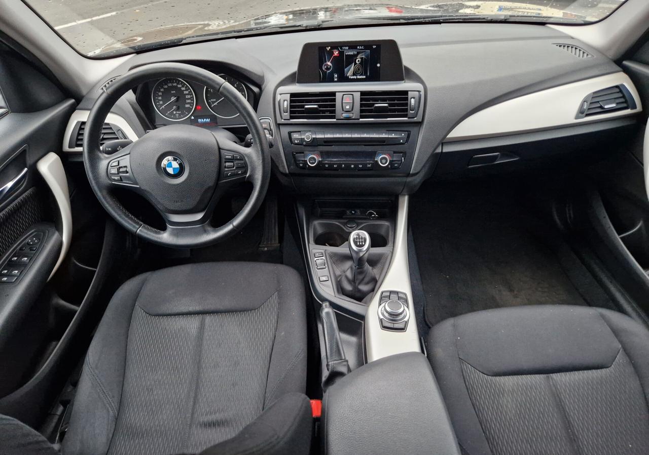 Bmw 116 116d 5p. Urban