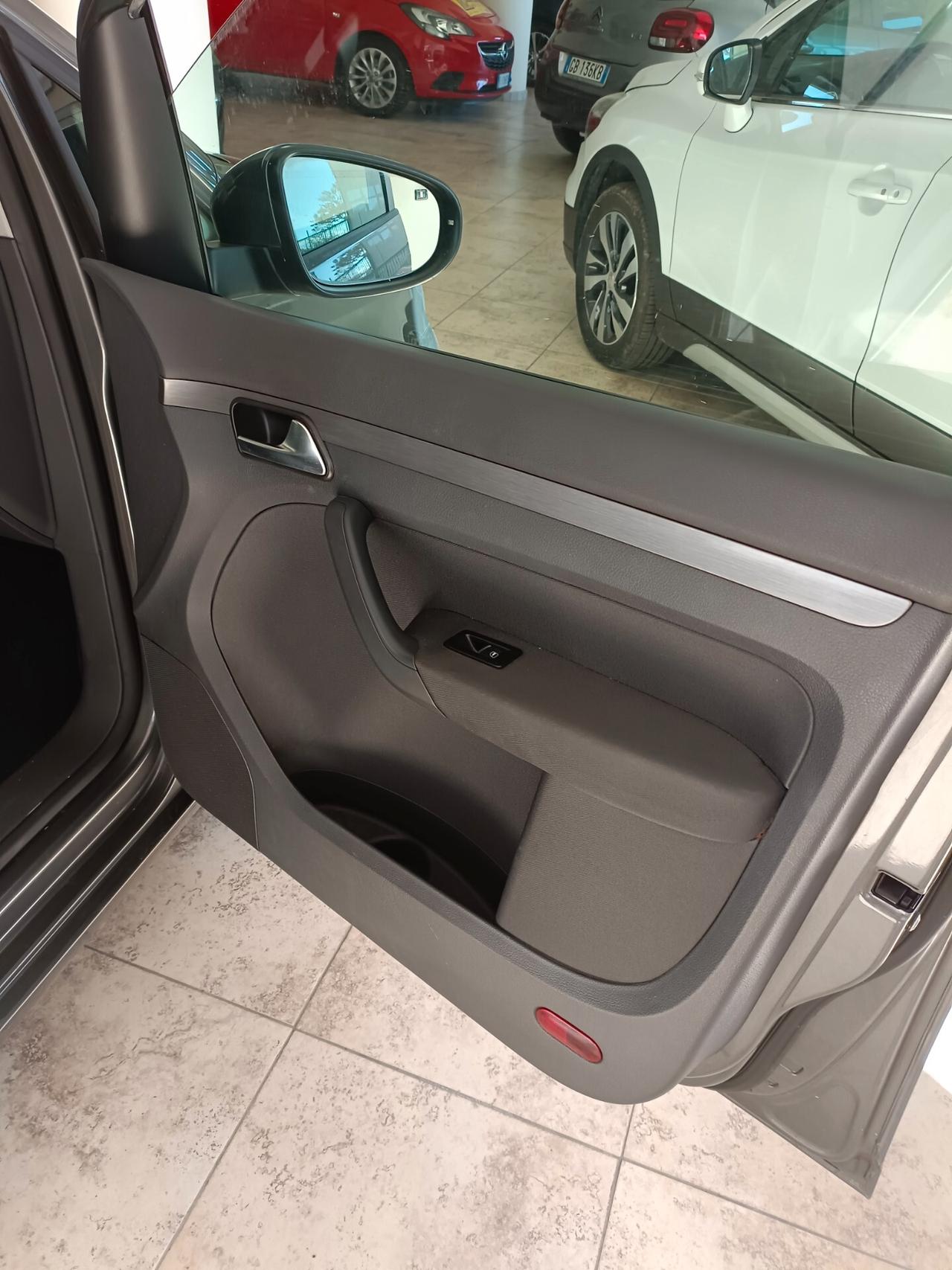 Volkswagen Touran 1.4 TSI Comfortline EcoFuel